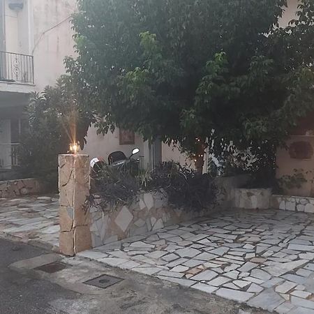 Efi Studio 4 Lamía Dış mekan fotoğraf